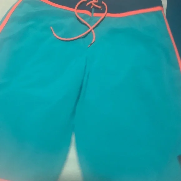 Men’s Baggies ranging from size 30-32 . one size 28